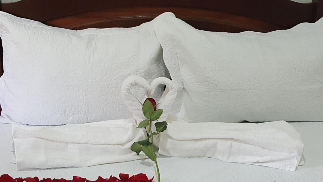 Suites Beija-Flor Параті Екстер'єр фото